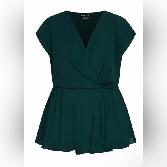 City Chic Jade Twist Peplum Blouse Surplice V-Neck Cap Sleeve Plus Size 18 NWT - Picture 3 of 9